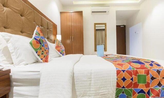 Hotel Dhd Deluxe - New Delhi Railway Station Exterior foto